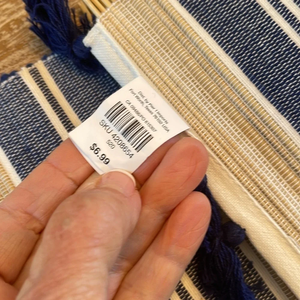 Pier One Nappron Placemats /Set 10/ Navy cream & white/roll up/ bamboo & fabric
